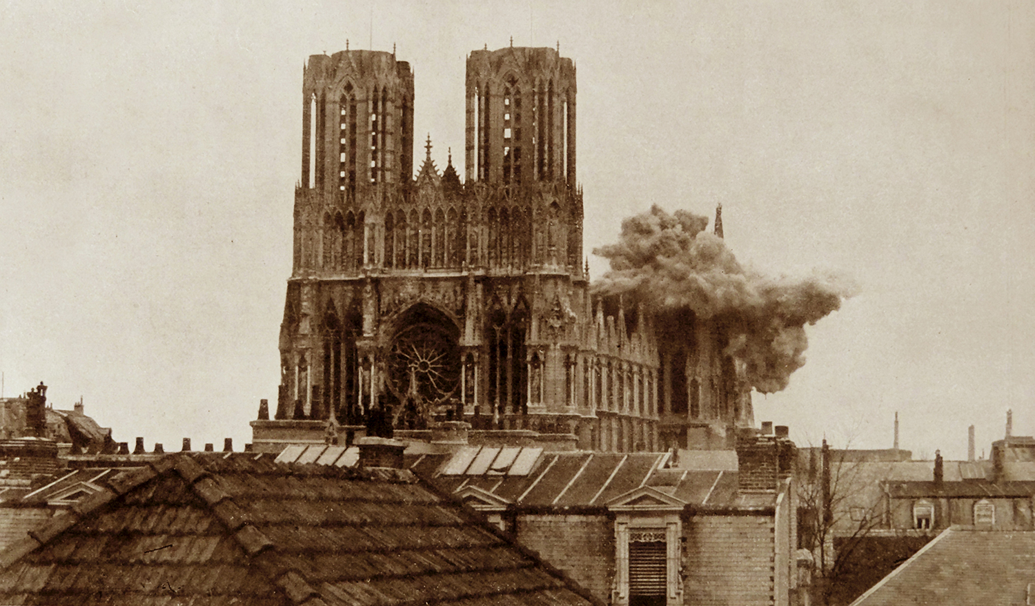 Figure 1: Reims Cathedral hit during a German shell barrage, 19 September 1914.